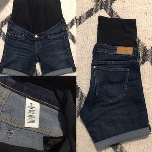 Maternity jean short ( denim)